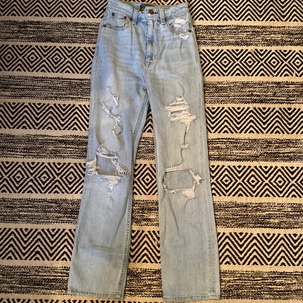 Abercrombie & Fitch Zoe Natural Rise Ankle Straight Jeans